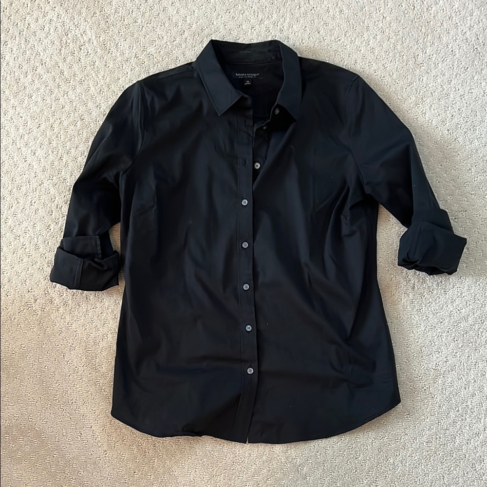 Banana Republic Riley Tailored Fit Black Button-Up Shirt Size 10